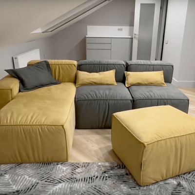 Купили бескаркасную мебель для декора мансарды. Фото до и после. Отзыв с рейтингом 5/5.